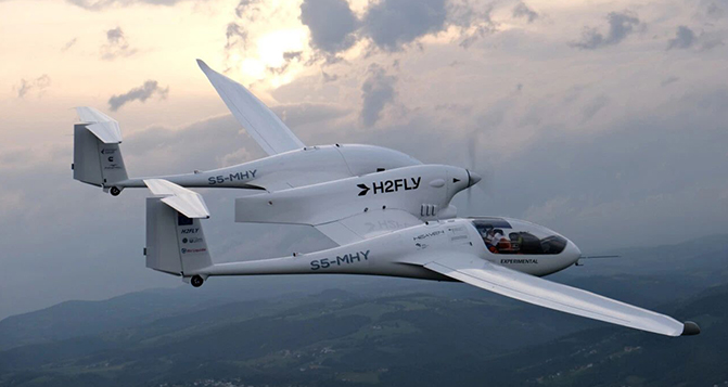 持续飞行8小时！世界首架载人液氢飞机起飞